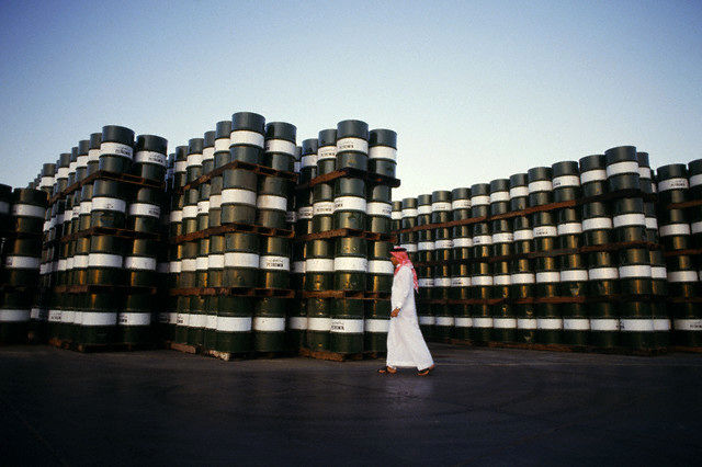 عربستان نفت خود را در آسیا گران کرد