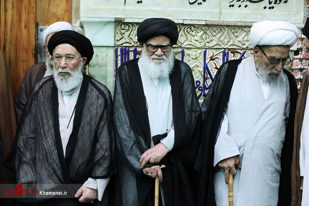 غبارروبی مضجع مطهر حضرت امام رضا (علیه‌السلام) با حضور رهبر معظم انقلاب