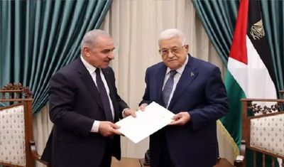 موافقت محمود عباس با استعفای دولت خودگردان فلسطین 