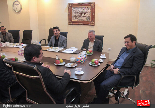 دیدار مدیرعامل بانک ملی از روزنامه دنیای اقتصاد