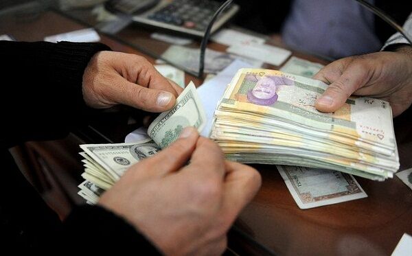 آمادگی صندوق توسعه ملی برای سپرده‌گذاری ارزی در بانک‌‌ها