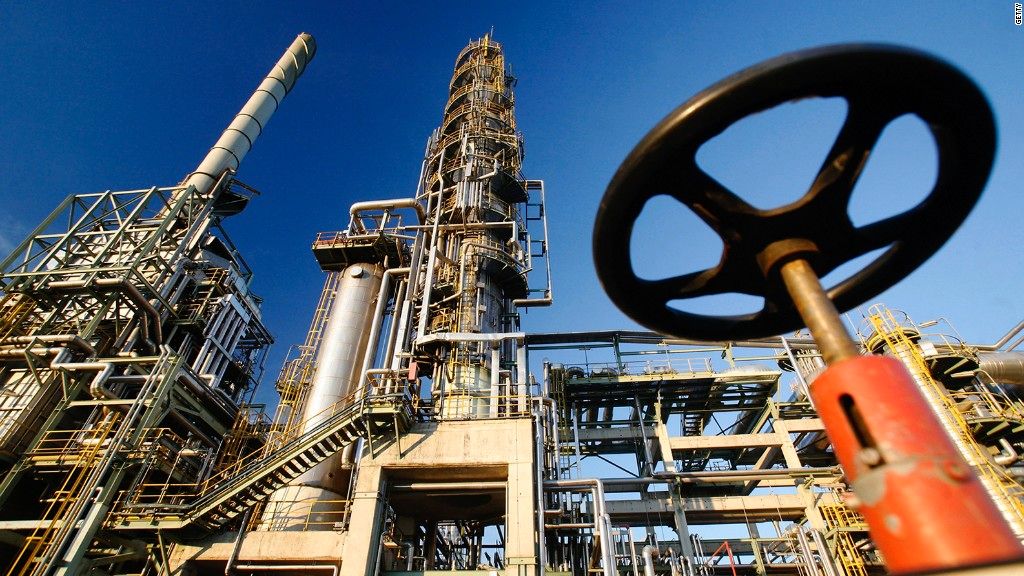گزارش یک موسسه معتبر ایرانی از نوسان‌های اخیر نفتی/عواملی که قیمت نفت را دستکاری کردند