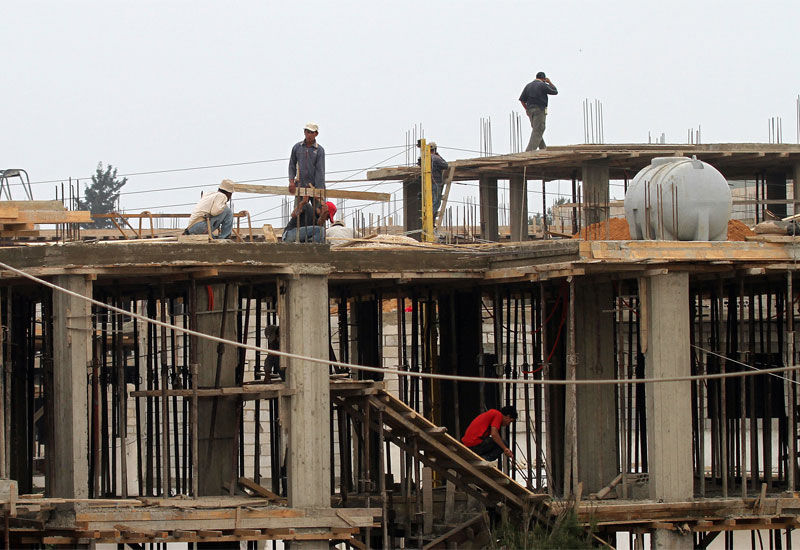 ویزا به مهاجران افغان، چه تاثیری بر بازار کار ایران می‌گذارد؟ / کارگران افغان سالانه 5 میلیارد دلار  از ایران خارج می‌کنند