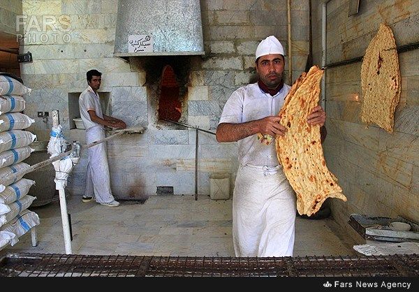 دولت به دنبال اصلاح قیمت نان است