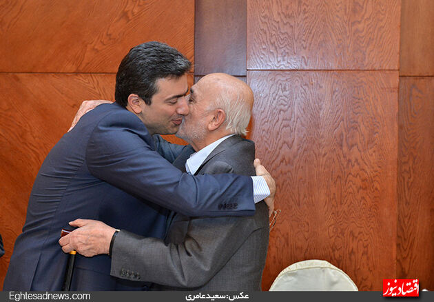 حاشیه‌های مراسم تقدیر از رئیس سابق اتاق تهران