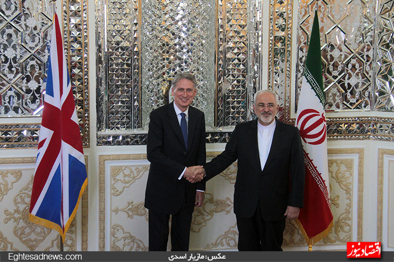 ابراز امیدواری ظریف و هاموند به بهبود روابط ایران و بریتانیا