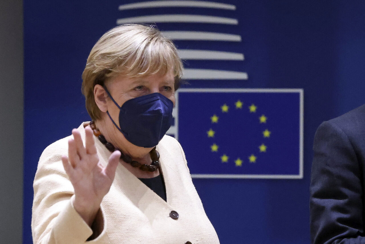 مرکل: اتحادیه اروپا در وضع نگران کننده ای به سر می برد