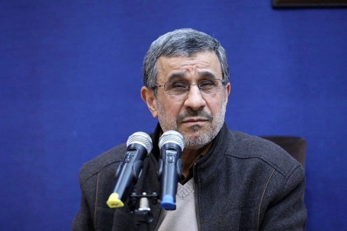 بلایی که دانشجویان بر سر محمود احمدی نژاد آوردند+ عکس