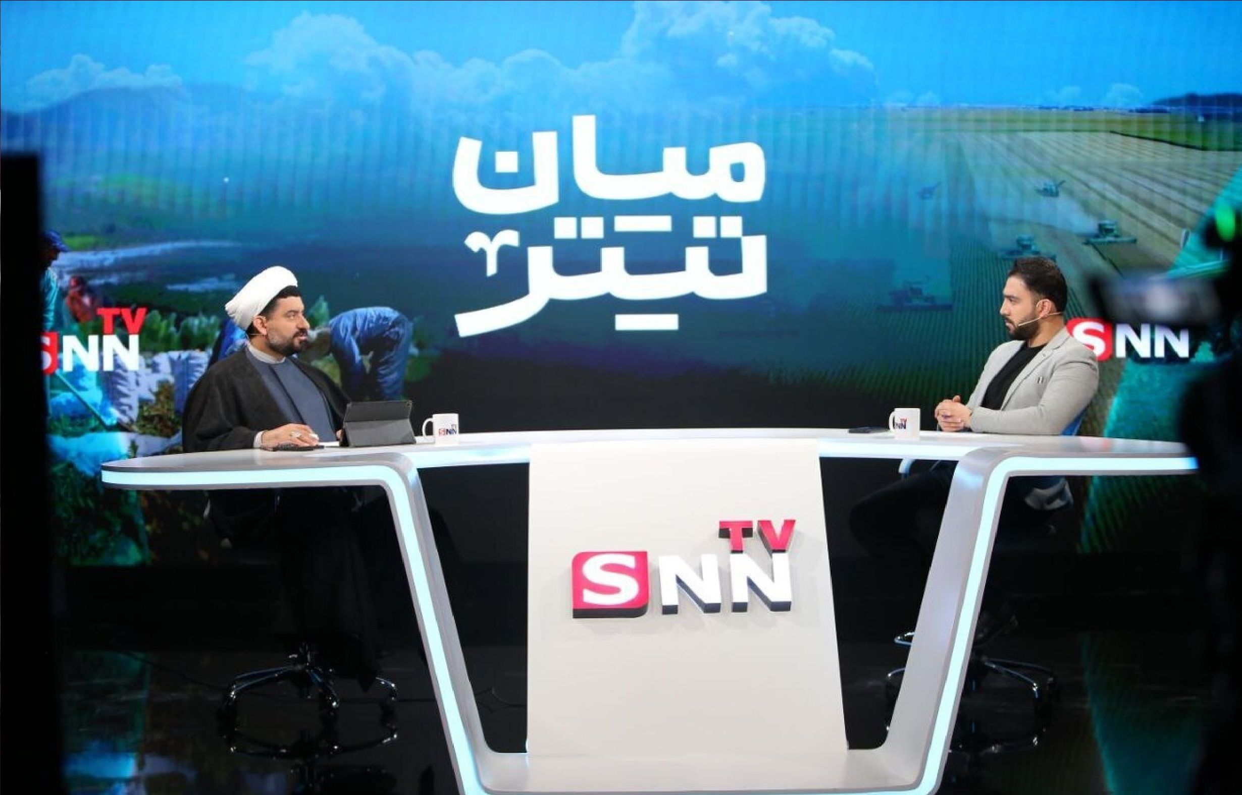 بگو مگوها در مجلس سیاسی است / برخی مردم گیر 5 میلیون وام هستند + فیلم