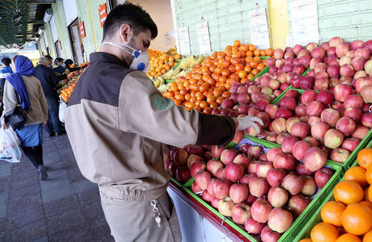 خرید ثروتمندان از بازار میوه فقرا