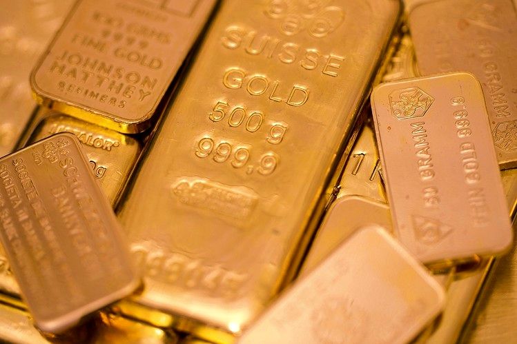 رشد بازارهای سهام موجب افت طلا شد/هر اونس 1233 دلار