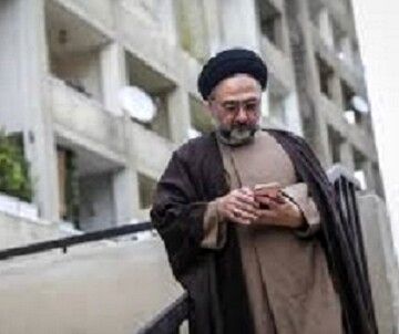 واکنش جالب محمدعلی ابطحی به پیامک حجابی که برایش ارسال شده