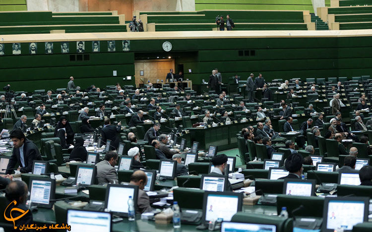 یک فوریت طرح اصلاح قانون بانکداری بدون ربا به تصویب مجلس رسید