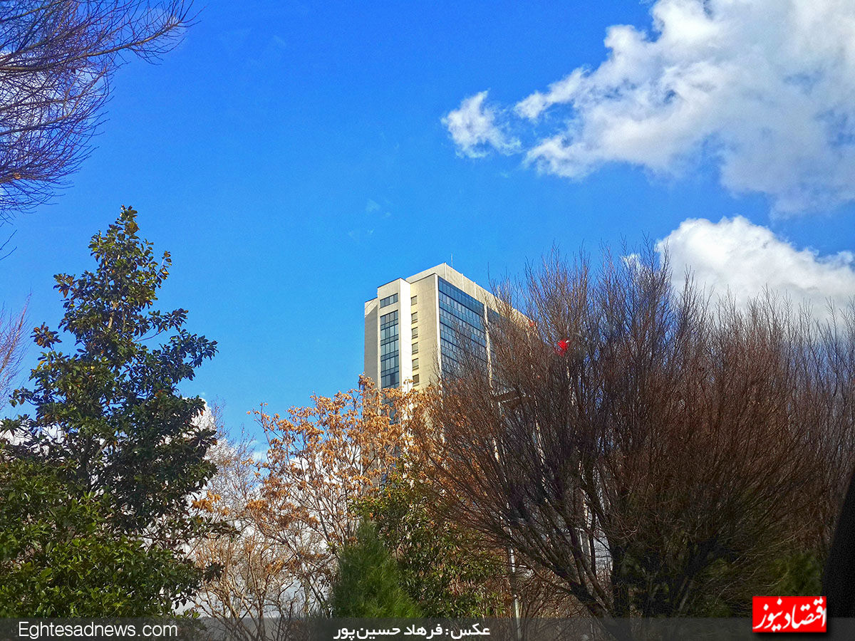 هوای تهران در وضعیت قابل قبول