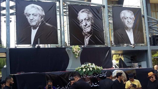 تصاویر مراسم تشییع آقای بازیگر سینمای ایران 