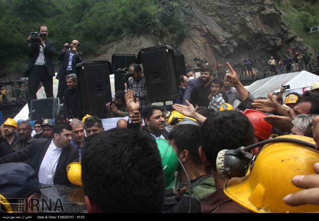 حضور رئیس جمهوری در محل حادثه معدن یورت