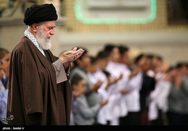 جشن تکلیف دانش آموزان در حضور رهبرمعظم انقلاب