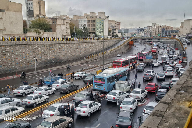 تصاویر حوادث بنزینی اخیر؛ از اعتراض تا آشوب و آسیب به اموال عمومی