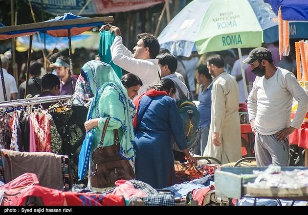 بازار عید قربان در کشمیر
