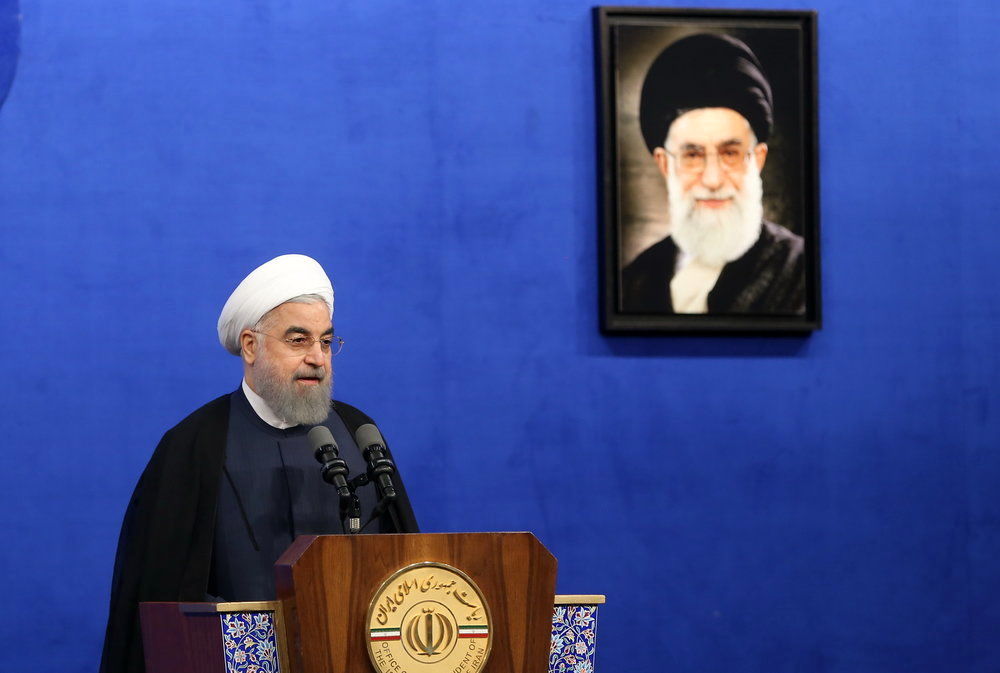 روحانی: تلاطم بازار دلیل اقتصادی ندارد/ راهی جز رجوع به صندوق آراء نداریم
