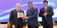 تقدیر از پیشکسوت معدن ایران در کنگره جهانی معدن آسیا