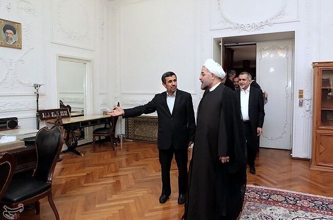 مشابهت‌های دولت روحانی و احمدی‌نژاد در انتشار آمار/شائبه‌هایی که یادآور رفتار آماری احمدی‌نژاد است