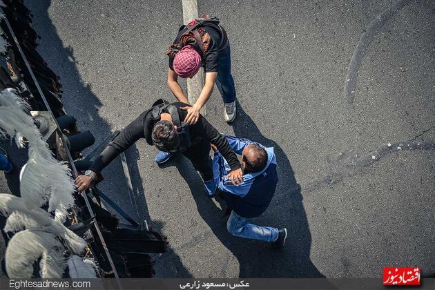 حال‌وهوای ظهر عاشورا در تهران (گزارش تصویری)