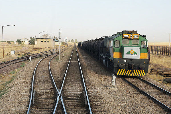 برنامه‌های راه‌آهن در سال 95/ورود قطارهای چینی از مرز اینچه برون