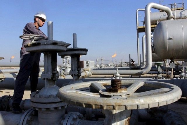 افت قیمت نفت در پی افزایش ذخایر آمریکا/ نفت آمریکا 47 دلار