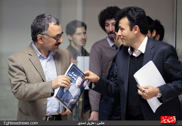 گزارش تصویری مناظره پژویان و لیلاز