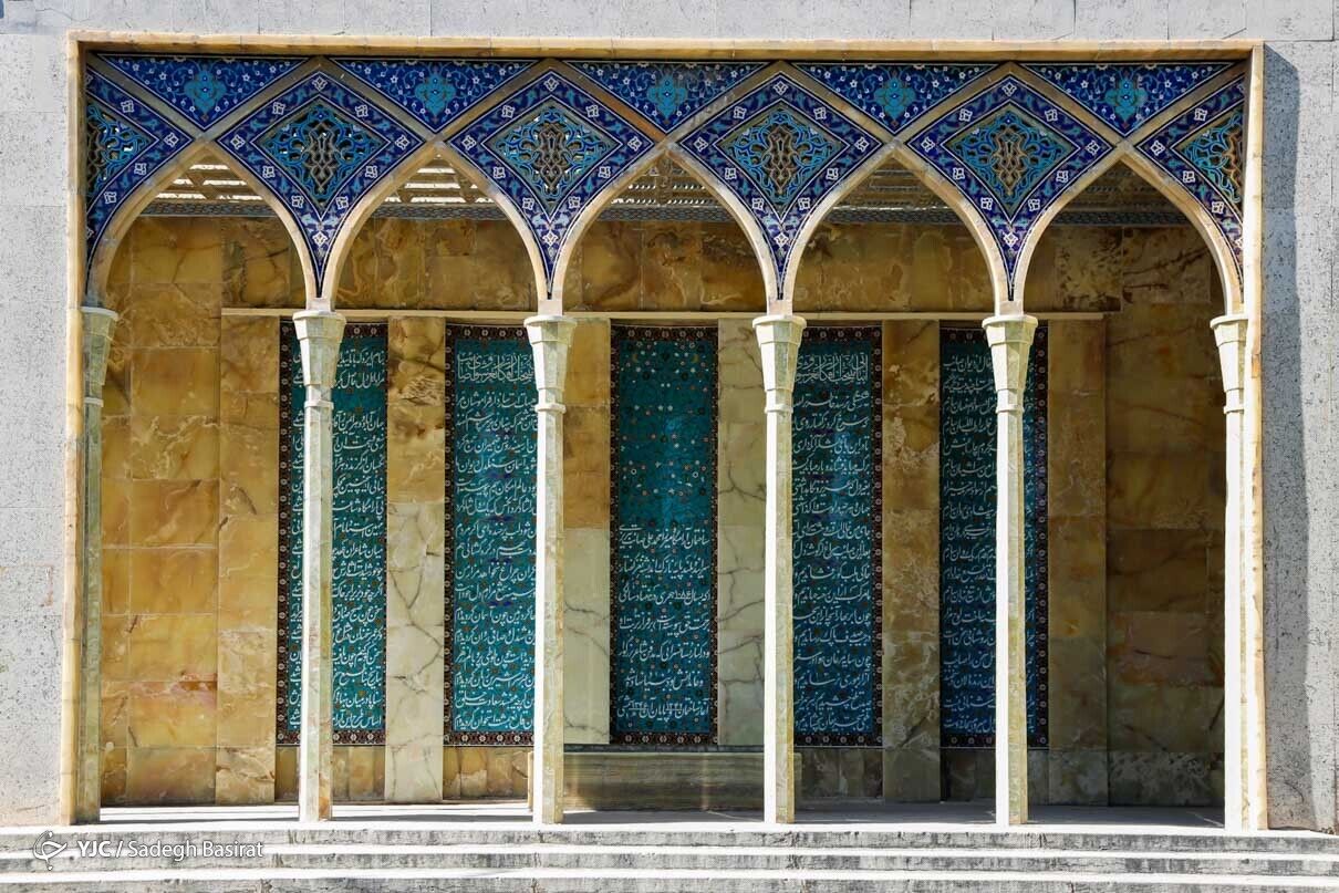 تصاویر| اینجا اصفهان است، آرامگاه صائب تبریزی 
