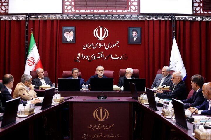 دستور مهم پزشکیان برای افزایش کالابرگ/ صداوسیما نباید با تحلیل‌های غیرمستند عملکرد دولت را سیاه‌نمایی کند