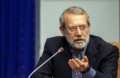 لاریجانی: درحال بررسی پیام آمریکا برای ازسرگیری مذاکره هستیم