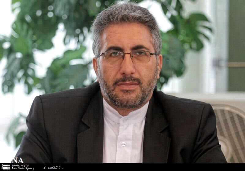 عضو کمیته تعیین مصادیق مجرمانه رایانه ای : فکر نکنید ما تنها  به دنبال فیلتر کردن هستیم