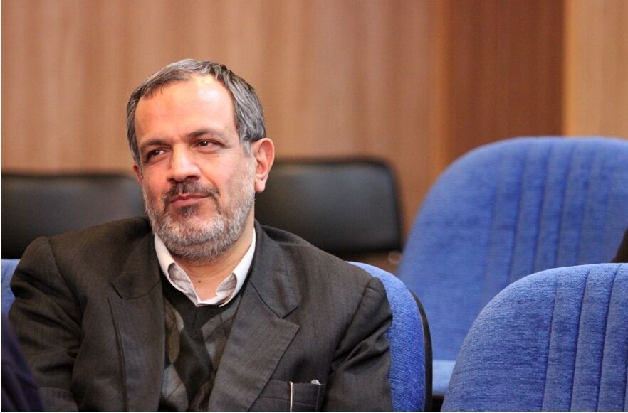 شهرداری از ساختمان قدیمی روزنامه اطلاعات بهره‌برداری کند


