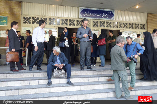 پشت درهای دادگاه بابک زنجانی چه خبر است؟(گزارش تصویری)