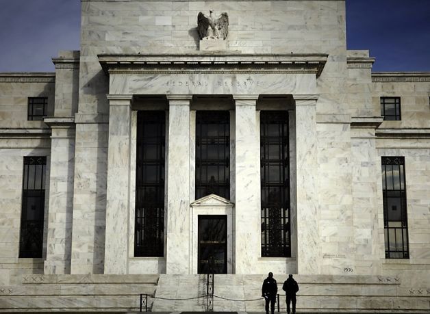 چرا نرخ بهره آمریکا افزایش نیافت؟