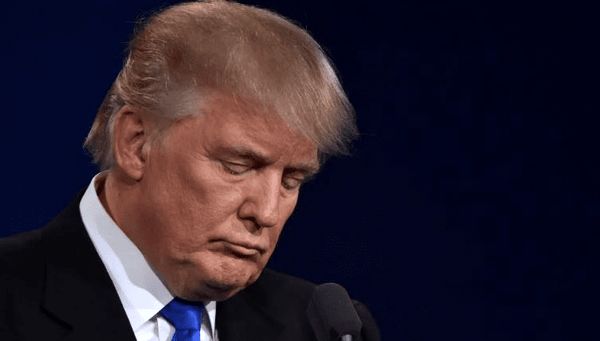 پس لرزه تهدید تازه ترامپ علیه ایران/ کریس مورفی: منفجر کردن پل‌ها و نیروگاه‌ها تنگه هرمز را دوباره باز نمی‌کند