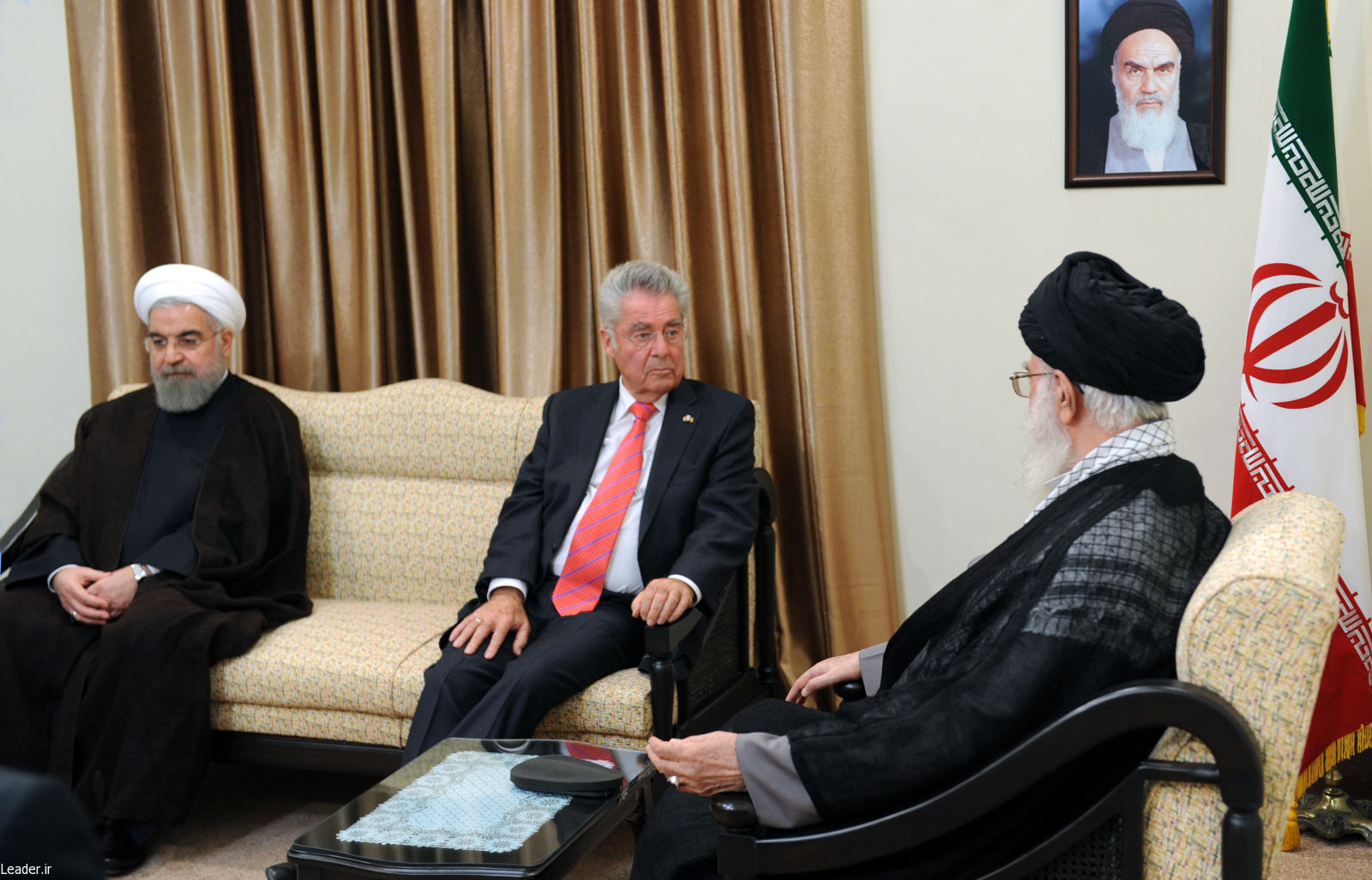 انتقاد از دنباله‌روی اروپایی‌ها از سیاست‌های خصمانه آمریکا در قبال ایران