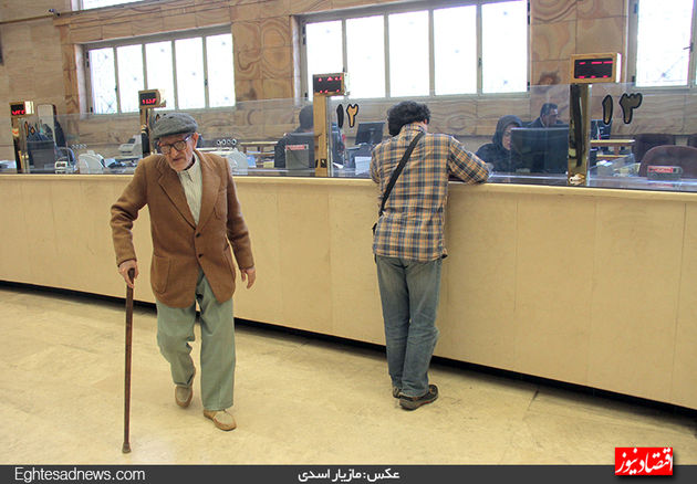 فعالیت روزانه بانکی در بازار به روایت تصویر