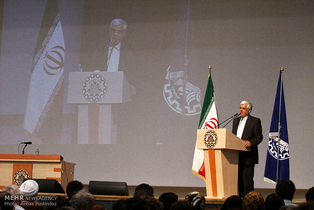 عارف: برنامه اقتصادی جنگ را آماده داریم/ نه جنگ‌طلب هستیم و نه می‌خواهیم بجنگیم، اما اگر نیاز باشد به خوبی از کشور دفاع خواهیم کرد