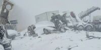 طوفان برف جان ۶۰ نفر را گرفت/ ایست قلبی مسافران گیرافتاده در برف