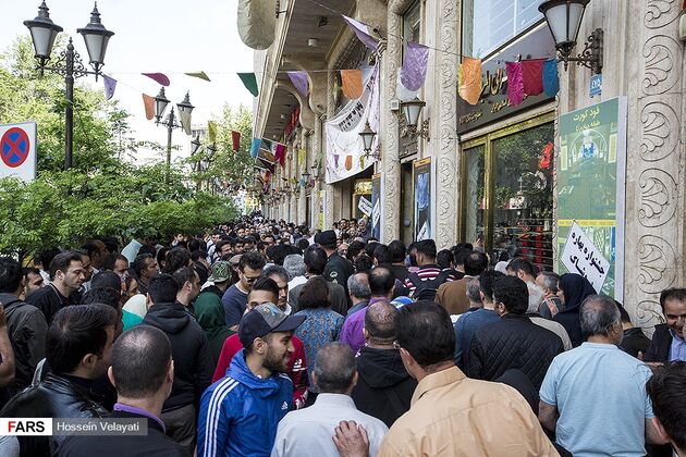 ازدحام خریددلار 4200 تومانی
