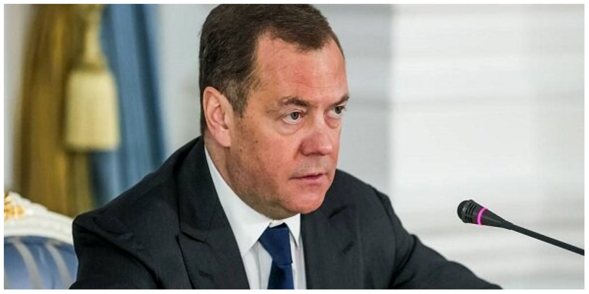 مدودف اجلاس اتحادیه اروپا را «نشست دزدها» خواند