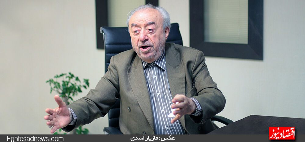 چرا تراز تجاری ایران در سال 94 مثبت شد؟/کاهش صادرات و واردات پیام خوبی ندارد