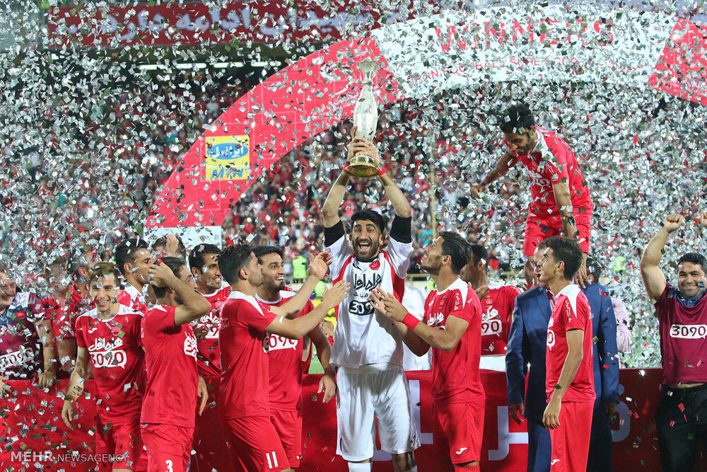 تصاویر جشن قهرمان پرسپولیس در سوپرجام