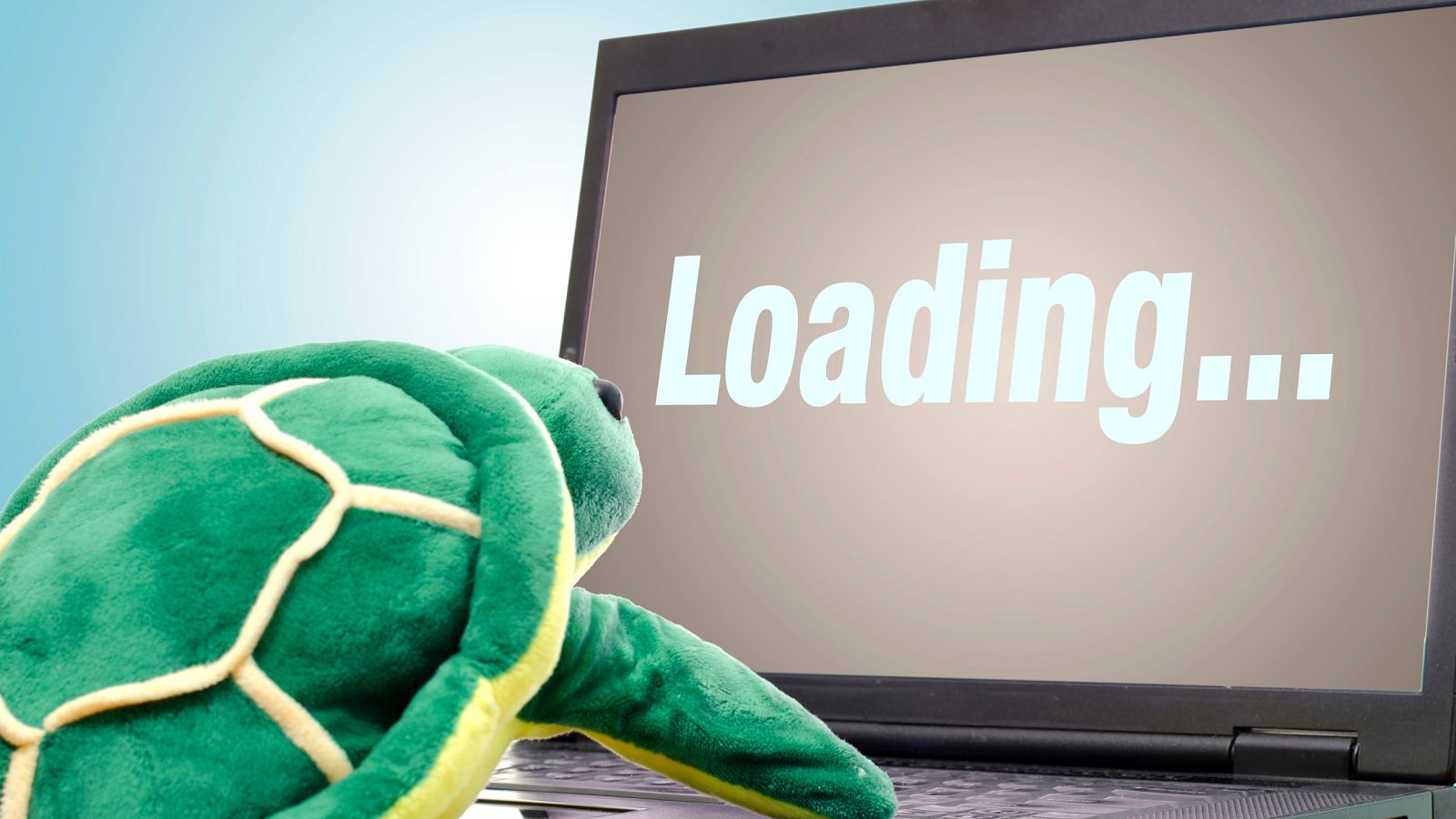 تضاد واقعیت بین سرعت اینترنت 5G در ایران با نمایش در حضور وزیر | این سرعت را در خواب هم نمیبینید! 2