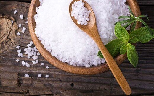  روزانه چقدر باید نمک  مصرف کنیم؟