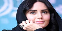  الناز شاکردوست در کنار یک آدم برفی غول پیکر+عکس