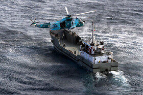 فرمانده نیروی دریایی ارتش: شناورهای ایرانی را بیخ گوش اسرائیل اسکورت کردیم